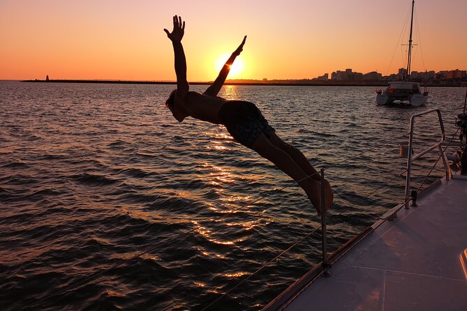 Sunset Tour on a Luxury Sailing Yacht from Vilamoura - Finding the best sunset seat