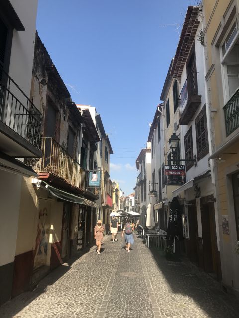 Taste Funchal: food, wine and cultural tour - A relaxed walk through old Funchal