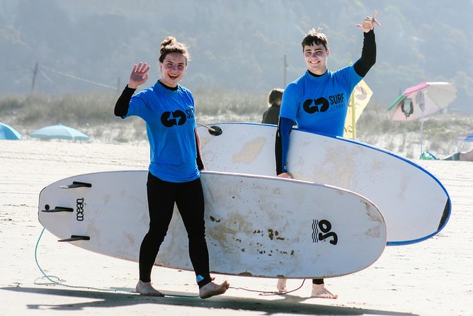 The Surf Instructor in Costa da Caparica - A short lesson on sand, then into the water