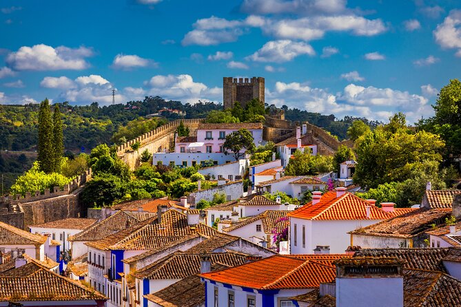 Three Cities in One Day: Porto, Nazare and Obidos from Lisbon - Óbidos: medieval streets in a 45-minute visit
