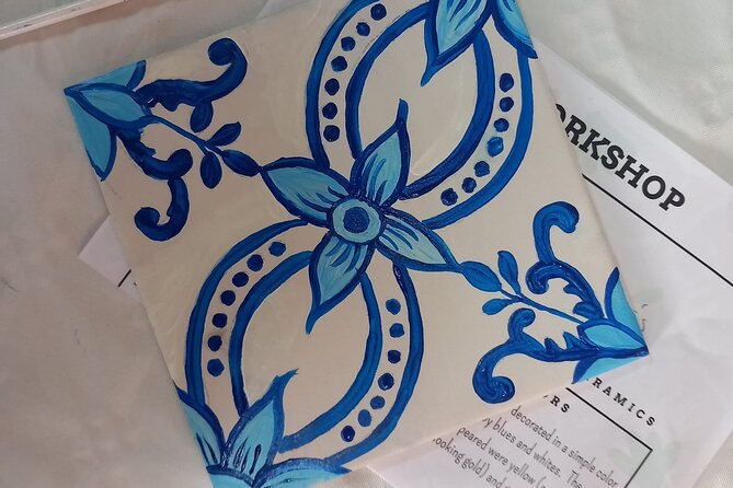Tile Painting and Cocktails in Downtown Porto - What happens at R. Chã 77 in Porto