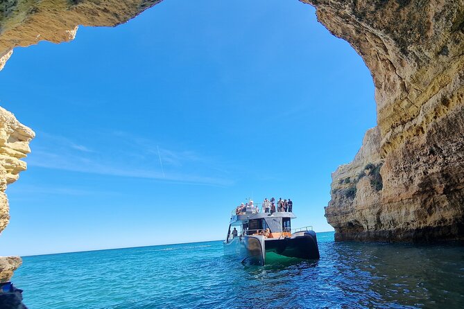 Tour to Benagil Caves and Coastline in Albufeira - Key points to know before boarding