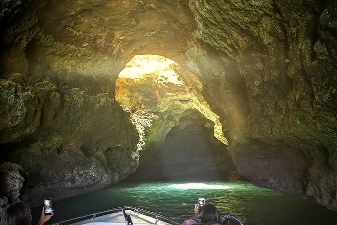 Traditional Tour - Benagil Cave - Safety, comfort, and who should skip it