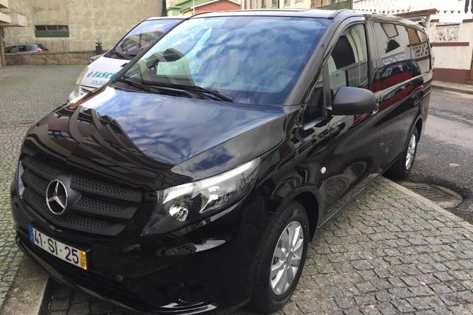 Transfer from Porto Airport to Porto City Hotels - Standard or executive vehicle: which makes sense?