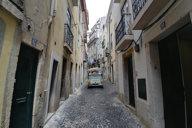 Tuk Tuk Lisbon: Made For You - Senhora do Monte and Graça: Lisbon from the rooftops