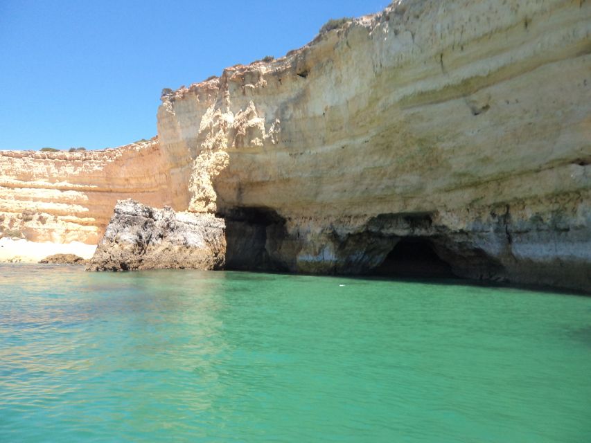 Vilamoura: Algarve Coast 3-Hour Sailing Cruise With Open Bar - Who should book this cruise?