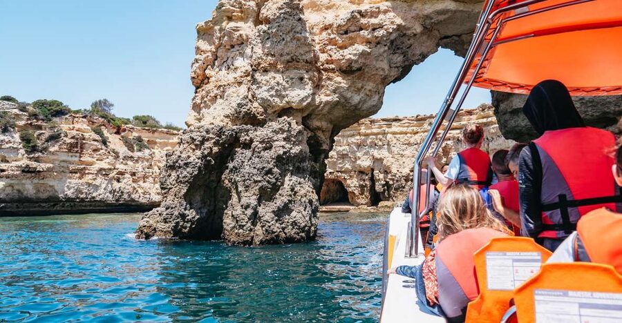 Vilamoura: Benagil Cave Boat Tour with Entry - Leaving Vilamoura Marina for the Algarve coast