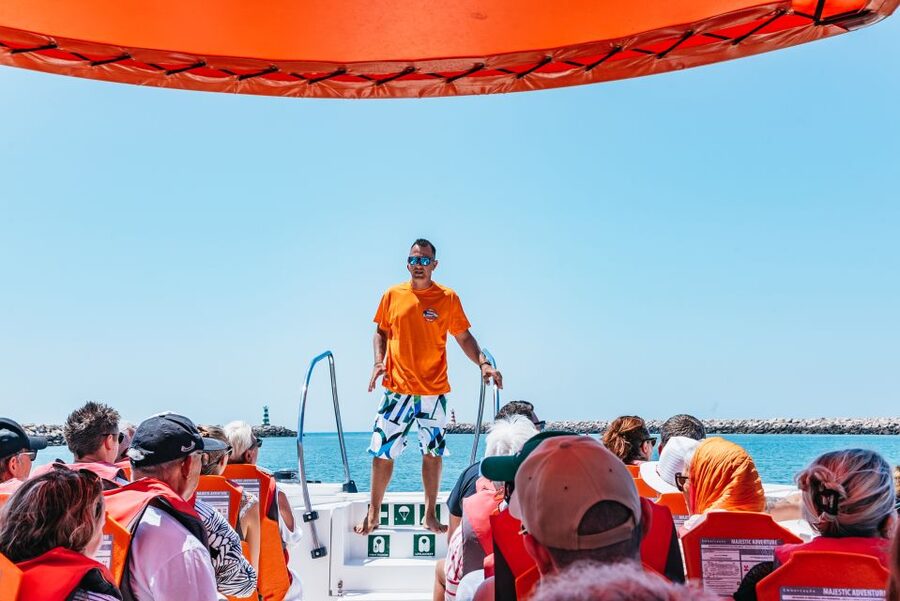 Vilamoura: Benagil Cave Boat Tour with Entry - Practical tips for a better outing