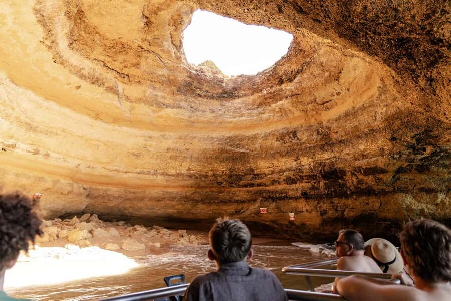 Vilamoura: Benagil Cave Quest Boat Tour - Key points before you book