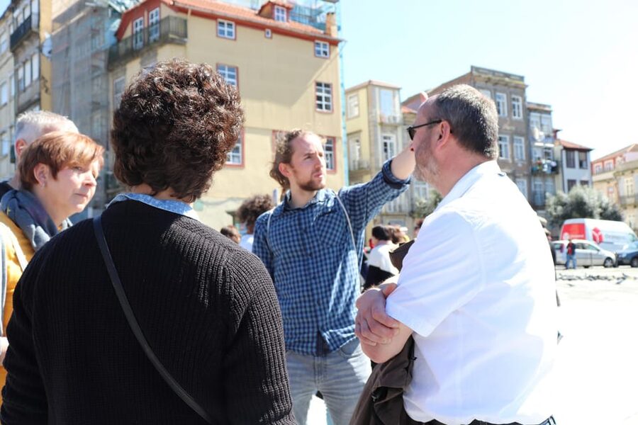 Walking tour discover Porto's center in German (max. 12 pax) - Who should book this Porto walk?