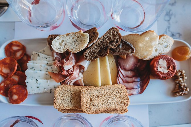 Wine and Cheese Tasting Lunch in Portuguese Wine Bar - Food pairings that turn tasting into lunch