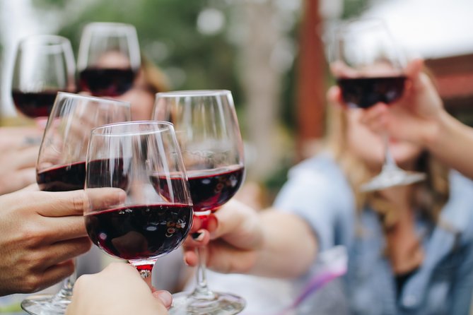 Wine & Food Evening Walking Tour in Ponta Delgada, incl. dinner - Starting at Portas da Cidade at 5:00 p.m.