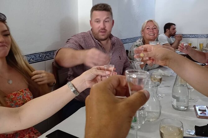 Wine Tasting, Chicken Piri Piri & Sights (Albufeira/Vilamoura) - A half-day built around Algarve food